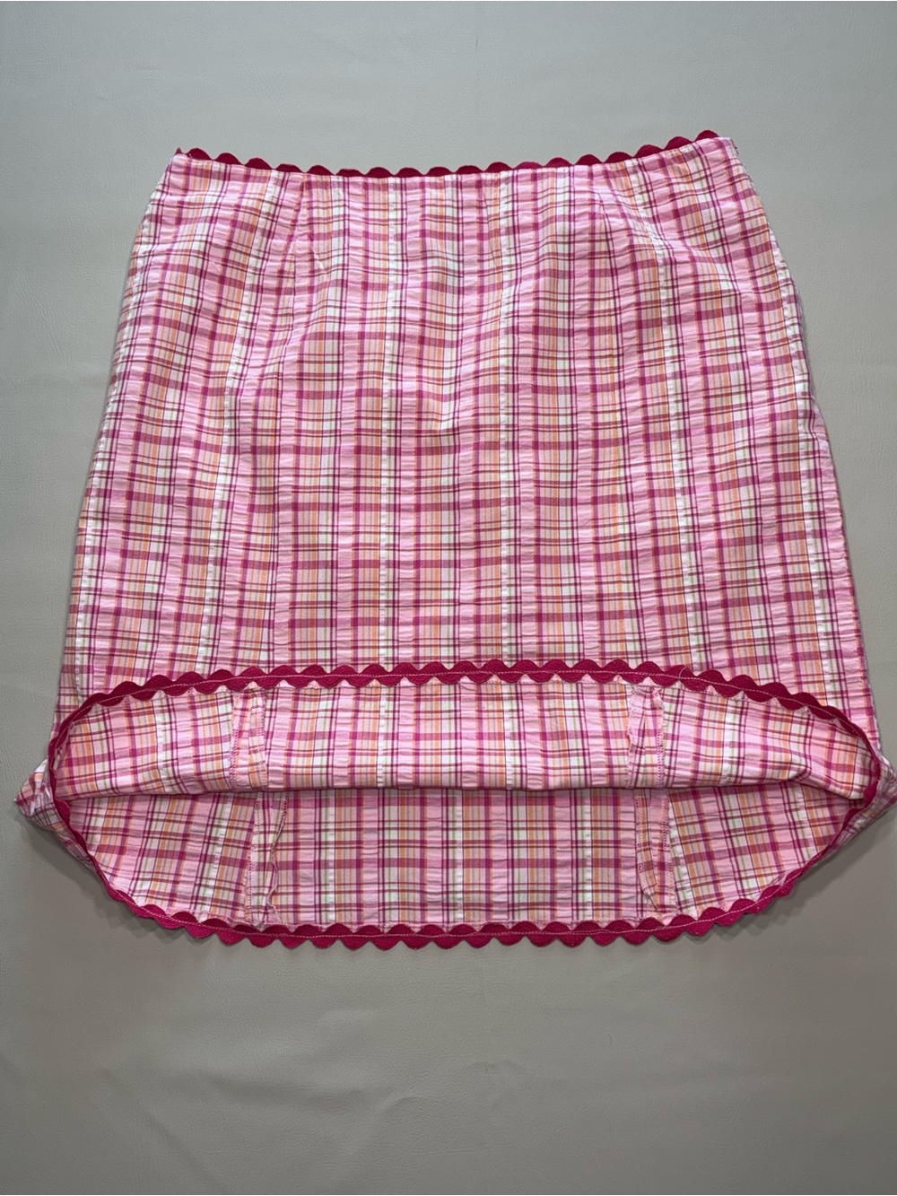 Willi Smith Pink Plaid Skirt with Scalloped Hem - Picture 6 of 9